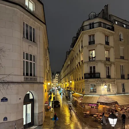 Mona Lisa - Residences Heart Of Apartment